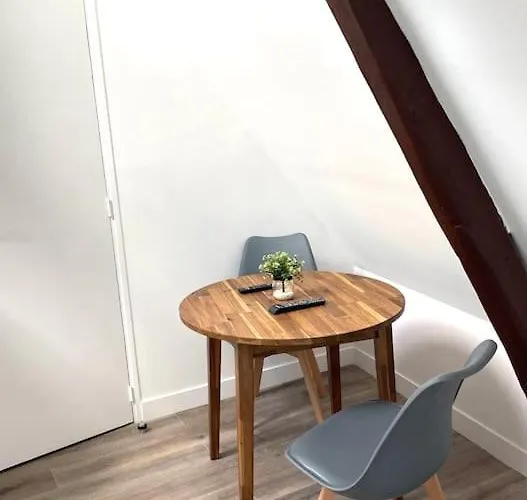 L\'Akolito 3Eme Etage